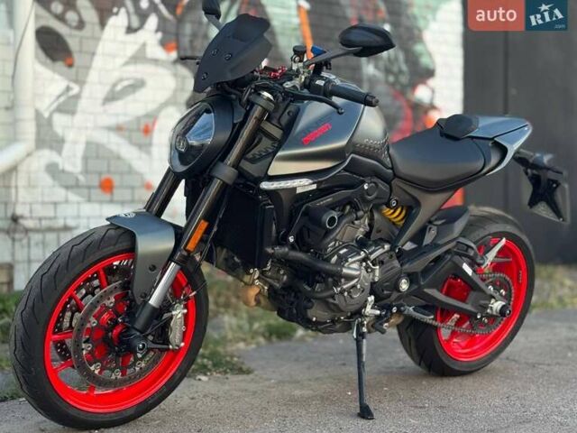 Дукати Monster 937, объемом двигателя 0 л и пробегом 19 тыс. км за 11000 $, фото 1 на Automoto.ua