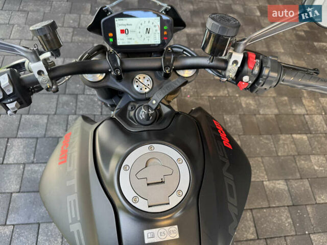 Дукаті Monster 937, об'ємом двигуна 0.9 л та пробігом 2 тис. км за 11999 $, фото 3 на Automoto.ua