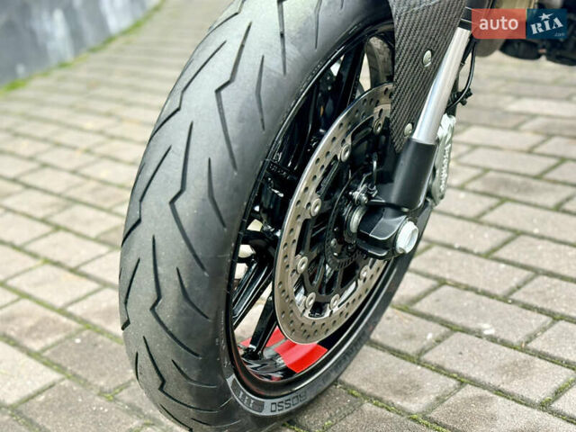 Дукати Monster Plus 937, объемом двигателя 0.9 л и пробегом 3 тыс. км за 9999 $, фото 6 на Automoto.ua