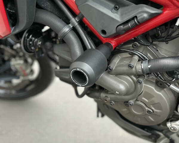 Красный Дукати Multistrada 1200S, объемом двигателя 1.2 л и пробегом 10 тыс. км за 12900 $, фото 12 на Automoto.ua