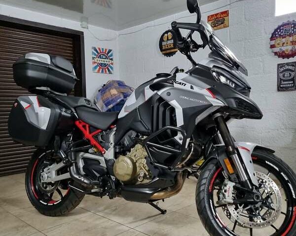 Белый Дукати Multistrada V4S, объемом двигателя 1.2 л и пробегом 19 тыс. км за 26700 $, фото 7 на Automoto.ua