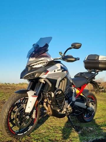 Белый Дукати Multistrada V4S, объемом двигателя 1.2 л и пробегом 19 тыс. км за 26700 $, фото 14 на Automoto.ua