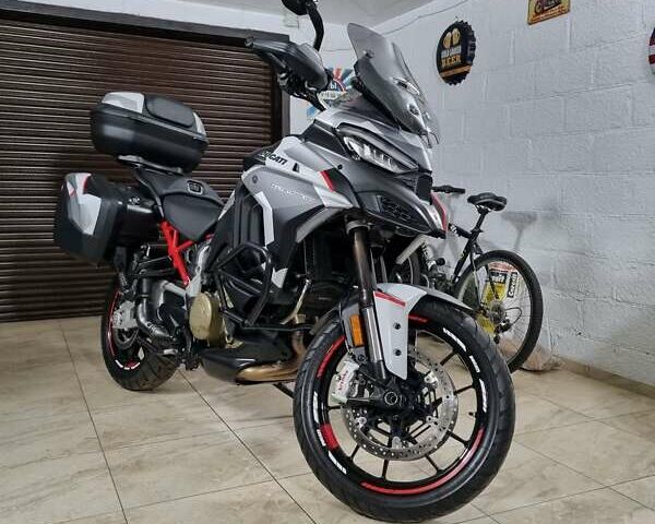 Белый Дукати Multistrada V4S, объемом двигателя 1.2 л и пробегом 19 тыс. км за 26700 $, фото 9 на Automoto.ua