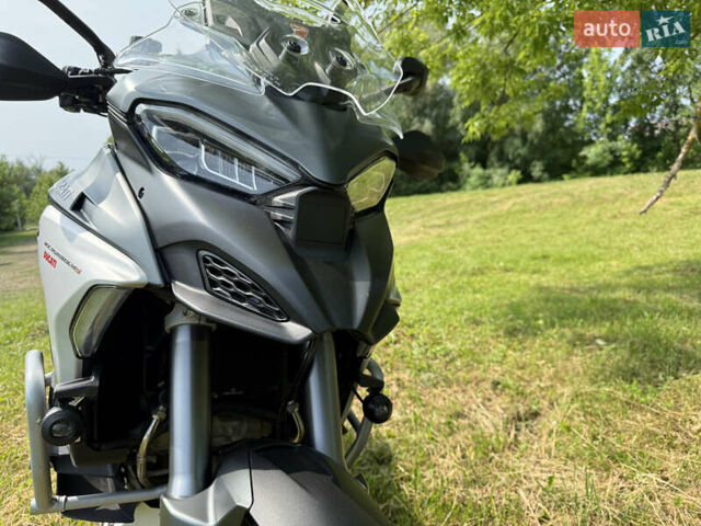 Серый Дукати Multistrada V4S, объемом двигателя 1.1 л и пробегом 6 тыс. км за 23900 $, фото 3 на Automoto.ua