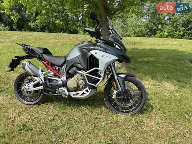Серый Дукати Multistrada V4S, объемом двигателя 1.1 л и пробегом 6 тыс. км за 23900 $, фото 1 на Automoto.ua