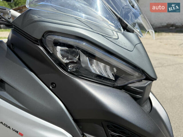 Сірий Дукаті Multistrada V4S GT, об'ємом двигуна 1.1 л та пробігом 6 тис. км за 23900 $, фото 8 на Automoto.ua