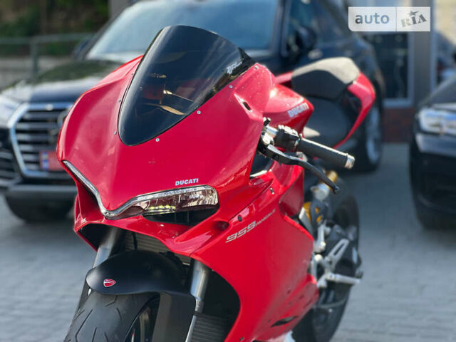 Червоний Дукаті Panigale 959, об'ємом двигуна 0.95 л та пробігом 5 тис. км за 16900 $, фото 3 на Automoto.ua