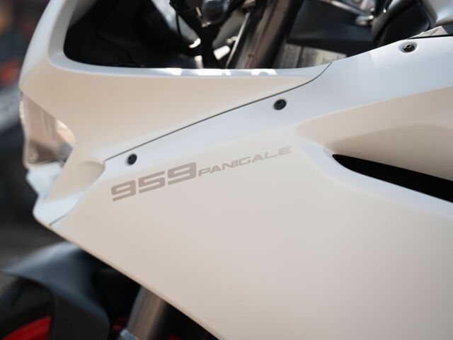 Дукати Panigale 959, объемом двигателя 0 л и пробегом 0 тыс. км за 14000 $, фото 8 на Automoto.ua