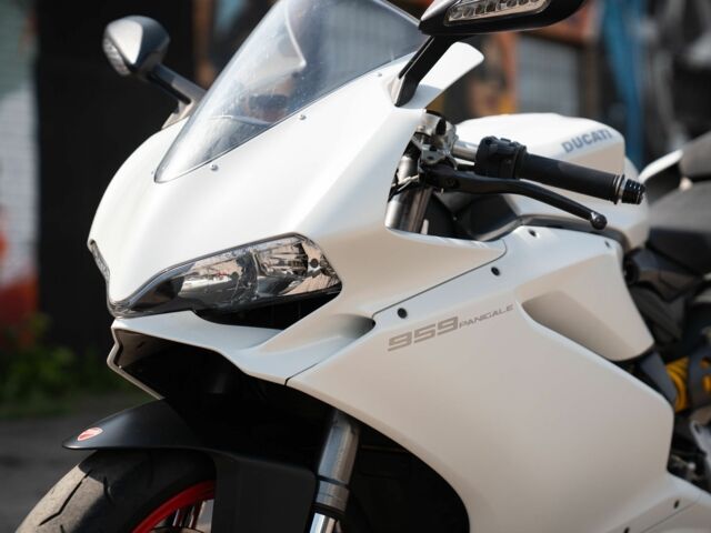 Дукати Panigale 959, объемом двигателя 0 л и пробегом 0 тыс. км за 14000 $, фото 6 на Automoto.ua