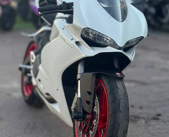 Дукати Panigale 959, объемом двигателя 0 л и пробегом 11 тыс. км за 15000 $, фото 1 на Automoto.ua