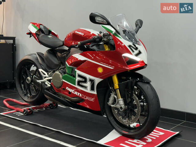 Дукати Panigale V2, объемом двигателя 0.96 л и пробегом 5 тыс. км за 24700 $, фото 1 на Automoto.ua