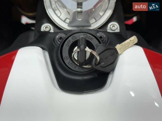 Дукати Panigale V2, объемом двигателя 0.96 л и пробегом 5 тыс. км за 24700 $, фото 13 на Automoto.ua
