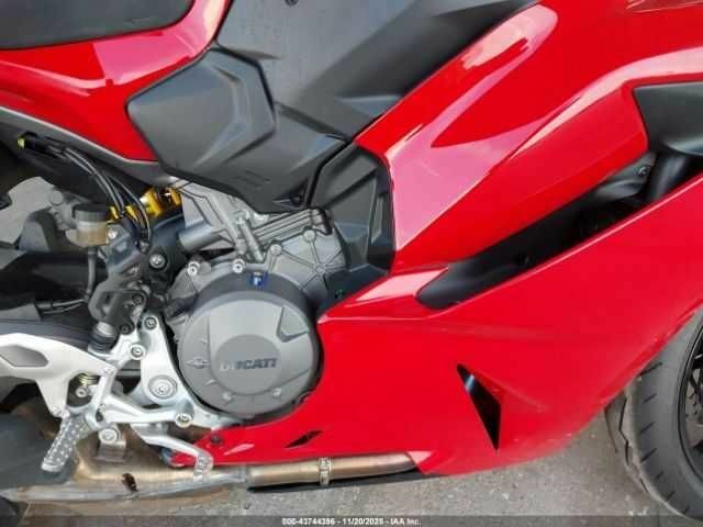 Дукаті Panigale V2, об'ємом двигуна 1 л та пробігом 0 тис. км за 7000 $, фото 7 на Automoto.ua