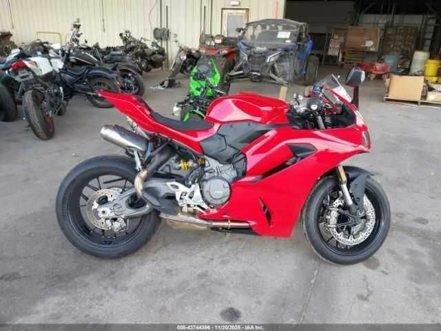 Дукаті Panigale V2, об'ємом двигуна 1 л та пробігом 0 тис. км за 7000 $, фото 11 на Automoto.ua