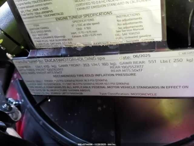 Дукаті Panigale V2, об'ємом двигуна 1 л та пробігом 0 тис. км за 7000 $, фото 9 на Automoto.ua