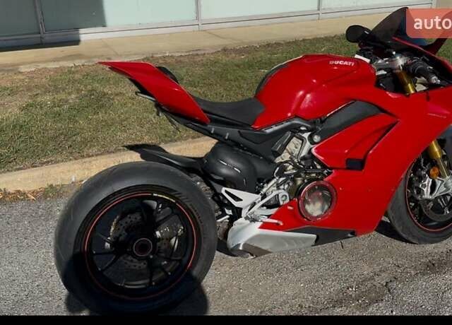 Красный Дукати Panigale V4, объемом двигателя 1 л и пробегом 20 тыс. км за 6500 $, фото 2 на Automoto.ua