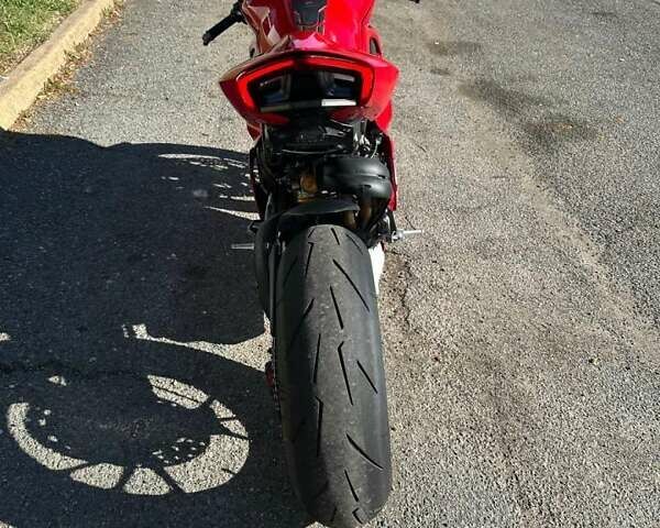 Красный Дукати Panigale V4, объемом двигателя 1 л и пробегом 20 тыс. км за 6500 $, фото 8 на Automoto.ua