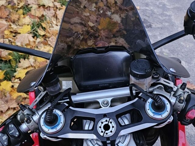 Дукати Panigale V4, объемом двигателя 1.1 л и пробегом 0 тыс. км за 9500 $, фото 8 на Automoto.ua