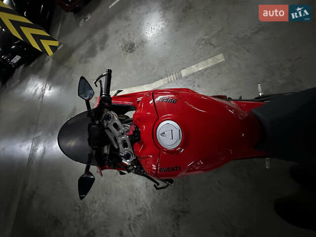 Красный Дукати Panigale V4S, объемом двигателя 1.1 л и пробегом 26 тыс. км за 26000 $, фото 10 на Automoto.ua