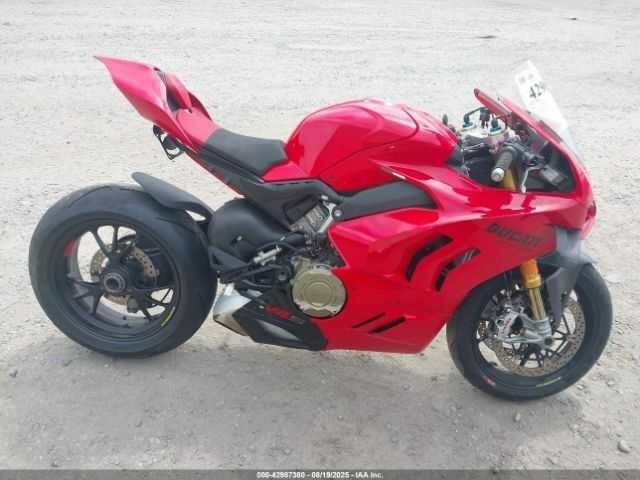 Дукаті Panigale V4S, об'ємом двигуна 0.96 л та пробігом 0 тис. км за 5200 $, фото 7 на Automoto.ua