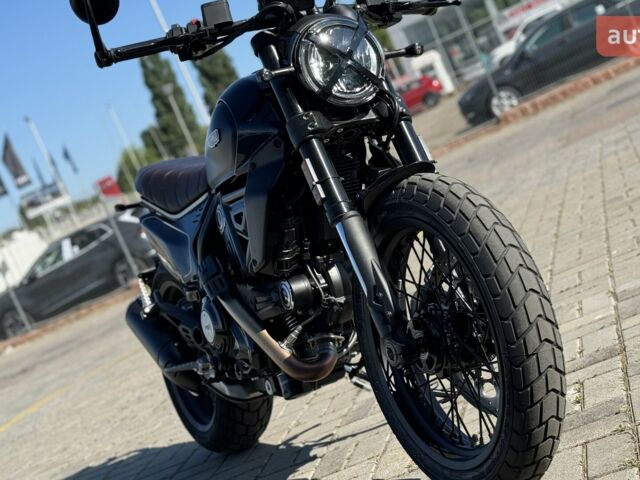 Дукати Scrambler Nightshift 803, объемом двигателя 0.8 л и пробегом 0 тыс. км за 15662 $, фото 5 на Automoto.ua