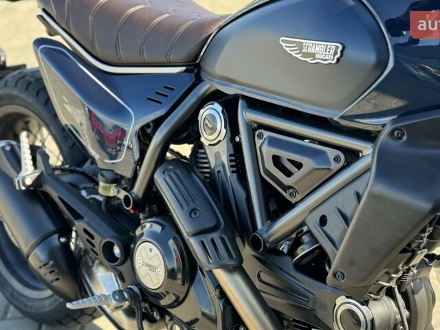 Дукати Scrambler Nightshift 803, объемом двигателя 0.8 л и пробегом 0 тыс. км за 14899 $, фото 11 на Automoto.ua