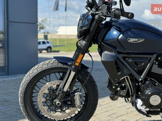Дукати Scrambler Nightshift 803, объемом двигателя 0.8 л и пробегом 0 тыс. км за 14899 $, фото 10 на Automoto.ua