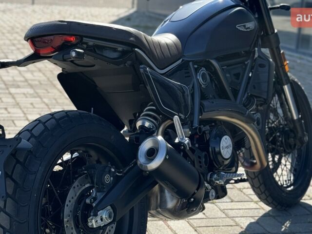 Дукати Scrambler Nightshift 803, объемом двигателя 0.8 л и пробегом 0 тыс. км за 14899 $, фото 8 на Automoto.ua