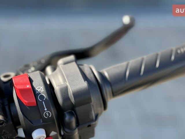 Дукати Scrambler Nightshift 803, объемом двигателя 0.8 л и пробегом 0 тыс. км за 14899 $, фото 14 на Automoto.ua