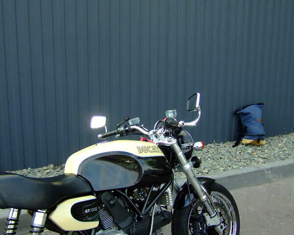 Дукаті Sportclassic GT 1000, об'ємом двигуна 1 л та пробігом 10 тис. км за 13000 $, фото 7 на Automoto.ua