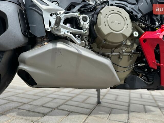 Дукати Streetfighter 1103, объемом двигателя 1.1 л и пробегом 0 тыс. км за 34189 $, фото 30 на Automoto.ua