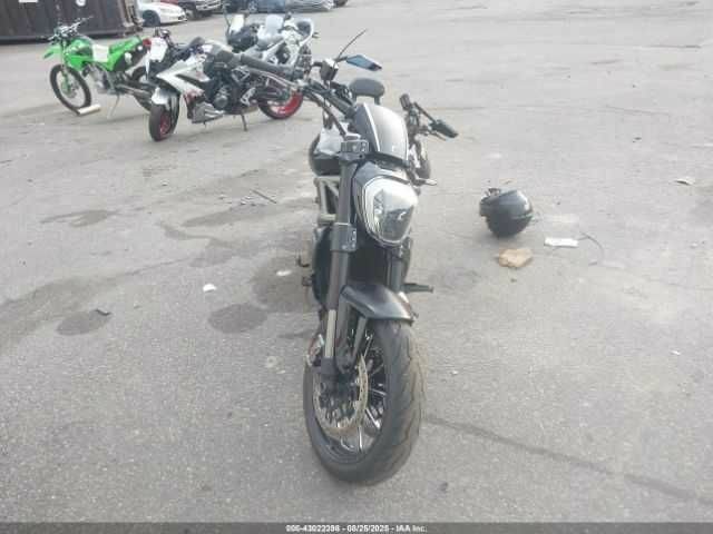 Дукати XDiavel, объемом двигателя 1.27 л и пробегом 0 тыс. км за 3500 $, фото 4 на Automoto.ua