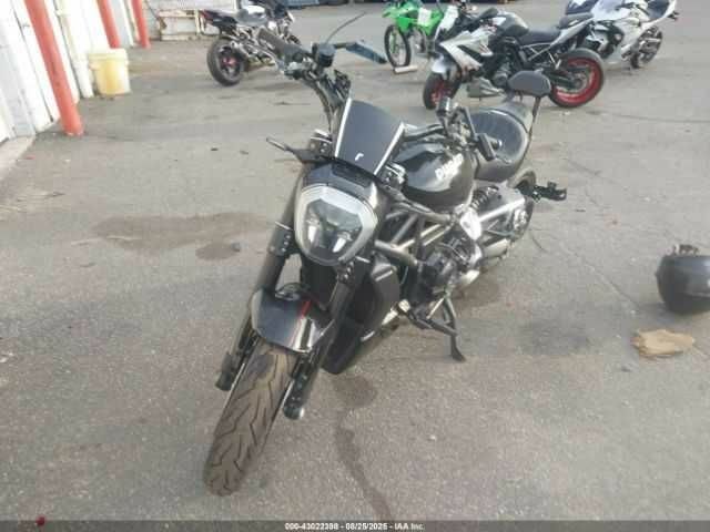 Дукати XDiavel, объемом двигателя 1.27 л и пробегом 0 тыс. км за 3500 $, фото 1 на Automoto.ua