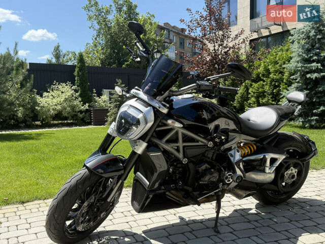 Черный Дукати XDiavel S Glossy , объемом двигателя 1.2 л и пробегом 20 тыс. км за 17000 $, фото 8 на Automoto.ua