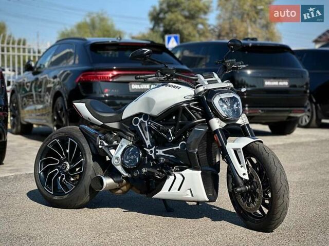 Дукати XDiavel S Glossy , объемом двигателя 1.26 л и пробегом 12 тыс. км за 22800 $, фото 3 на Automoto.ua