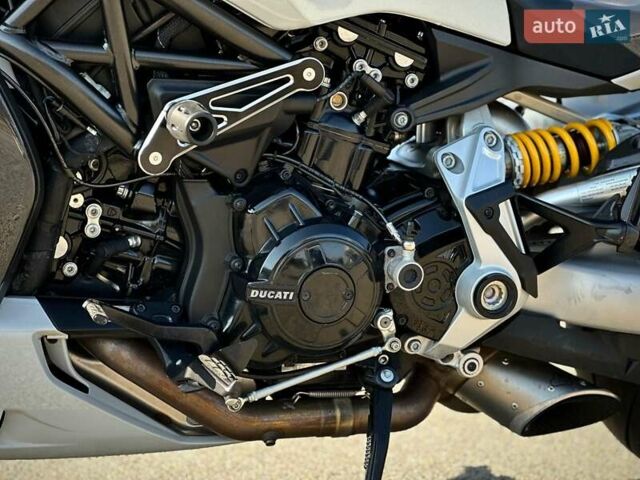 Дукати XDiavel S Glossy , объемом двигателя 1.26 л и пробегом 12 тыс. км за 22800 $, фото 26 на Automoto.ua