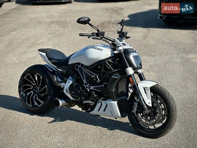 Дукати XDiavel S Glossy , объемом двигателя 1.26 л и пробегом 12 тыс. км за 22800 $, фото 16 на Automoto.ua