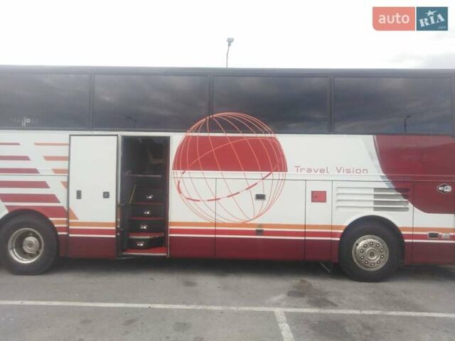 Красный ЕОС 180, объемом двигателя 12 л и пробегом 8 тыс. км за 16500 $, фото 2 на Automoto.ua