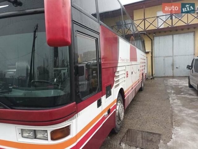 Красный ЕОС 180, объемом двигателя 12 л и пробегом 8 тыс. км за 16500 $, фото 6 на Automoto.ua