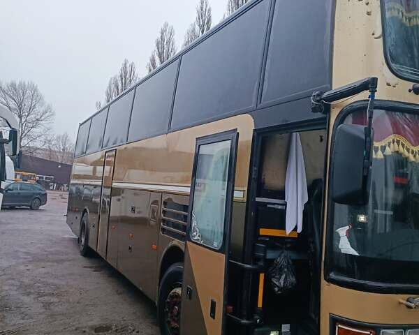 Жовтий ЕОС 180, об'ємом двигуна 11.97 л та пробігом 8 тис. км за 7000 $, фото 5 на Automoto.ua