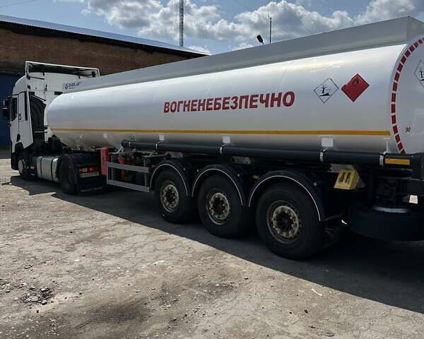 Белый Эверласт ST3-12A101-391L03AS1W0, объемом двигателя 0 л и пробегом 100 тыс. км за 67000 $, фото 5 на Automoto.ua