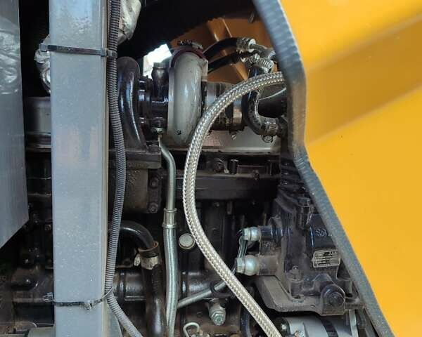 Жовтий Еверан EP, об'ємом двигуна 2.4 л та пробігом 1 тис. км за 33300 $, фото 1 на Automoto.ua