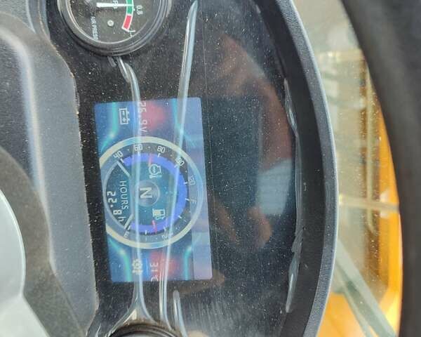 Жовтий Еверан EP, об'ємом двигуна 2.4 л та пробігом 1 тис. км за 33300 $, фото 8 на Automoto.ua