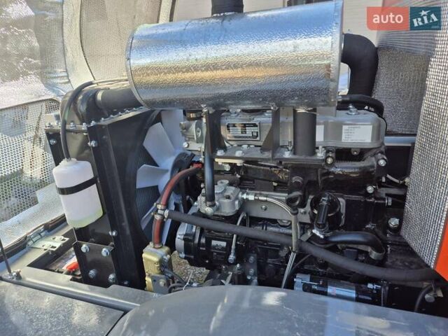 Червоний Еверан  2500F, об'ємом двигуна 3.8 л та пробігом 0 тис. км за 35500 $, фото 4 на Automoto.ua