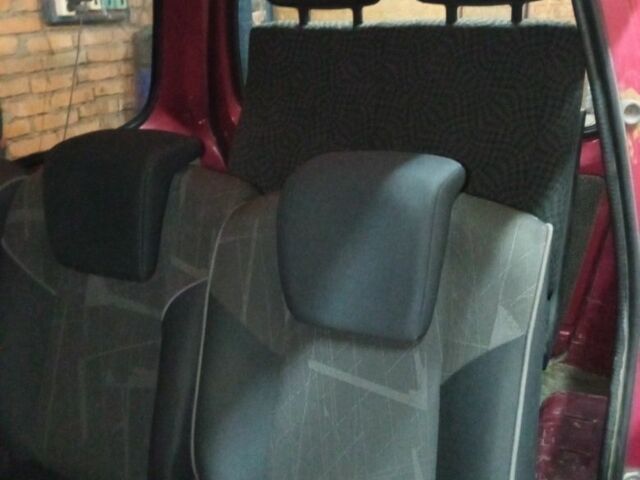 Красный ФАВ 6371, объемом двигателя 1.1 л и пробегом 80 тыс. км за 2100 $, фото 12 на Automoto.ua