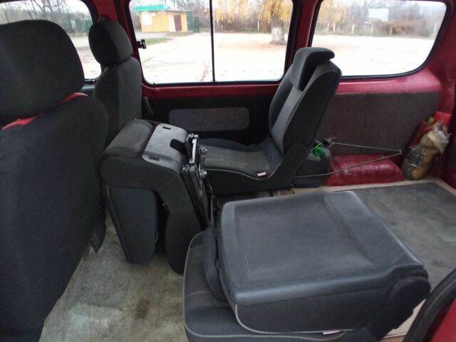 Красный ФАВ 6371, объемом двигателя 1.1 л и пробегом 80 тыс. км за 2100 $, фото 10 на Automoto.ua