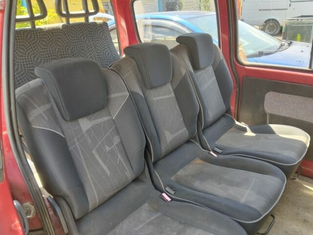 Красный ФАВ 6371, объемом двигателя 1.1 л и пробегом 78 тыс. км за 1700 $, фото 4 на Automoto.ua