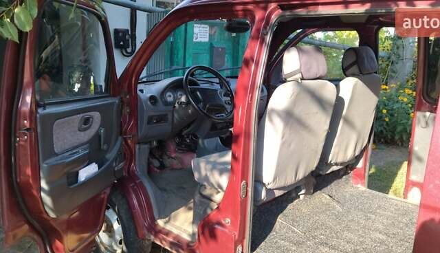 Красный ФАВ 6371 пас., объемом двигателя 1.05 л и пробегом 49 тыс. км за 2700 $, фото 5 на Automoto.ua