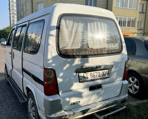Білий ФАВ 6371 пасс., об'ємом двигуна 1.05 л та пробігом 207 тис. км за 1800 $, фото 3 на Automoto.ua