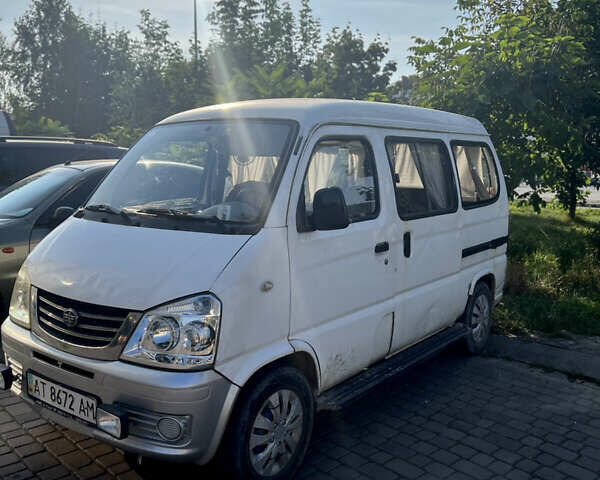 Білий ФАВ 6371 пасс., об'ємом двигуна 1.05 л та пробігом 207 тис. км за 1800 $, фото 4 на Automoto.ua